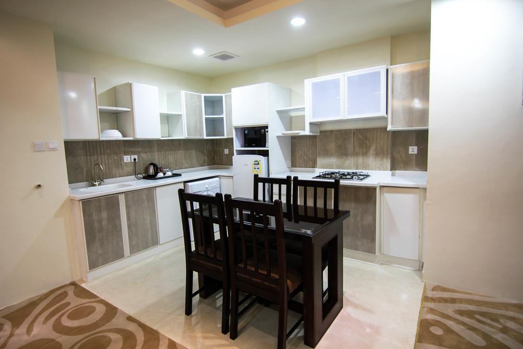 Rest Night Serviced Apartments- Alhamra Riyad Dış mekan fotoğraf A modern kitchen