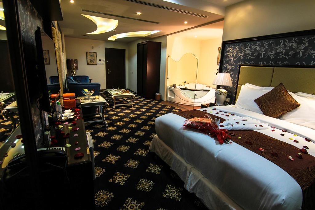 Rest Night Serviced Apartments- Alhamra Riyad Dış mekan fotoğraf A suite at the hotel