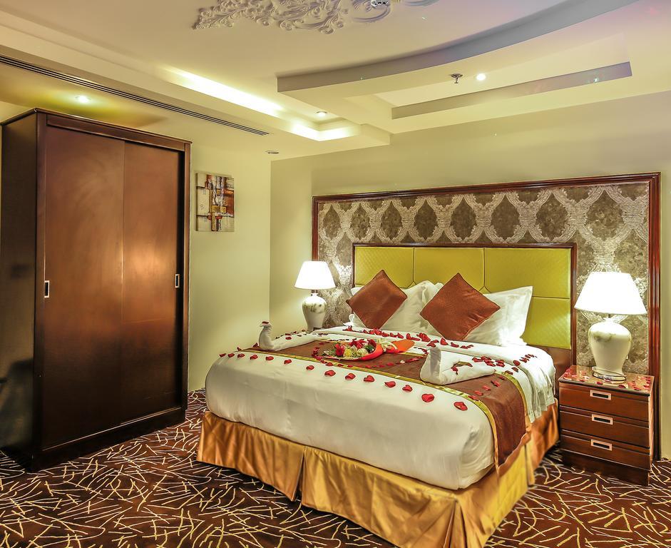 Rest Night Serviced Apartments- Alhamra Riyad Dış mekan fotoğraf A bedroom at the hotel